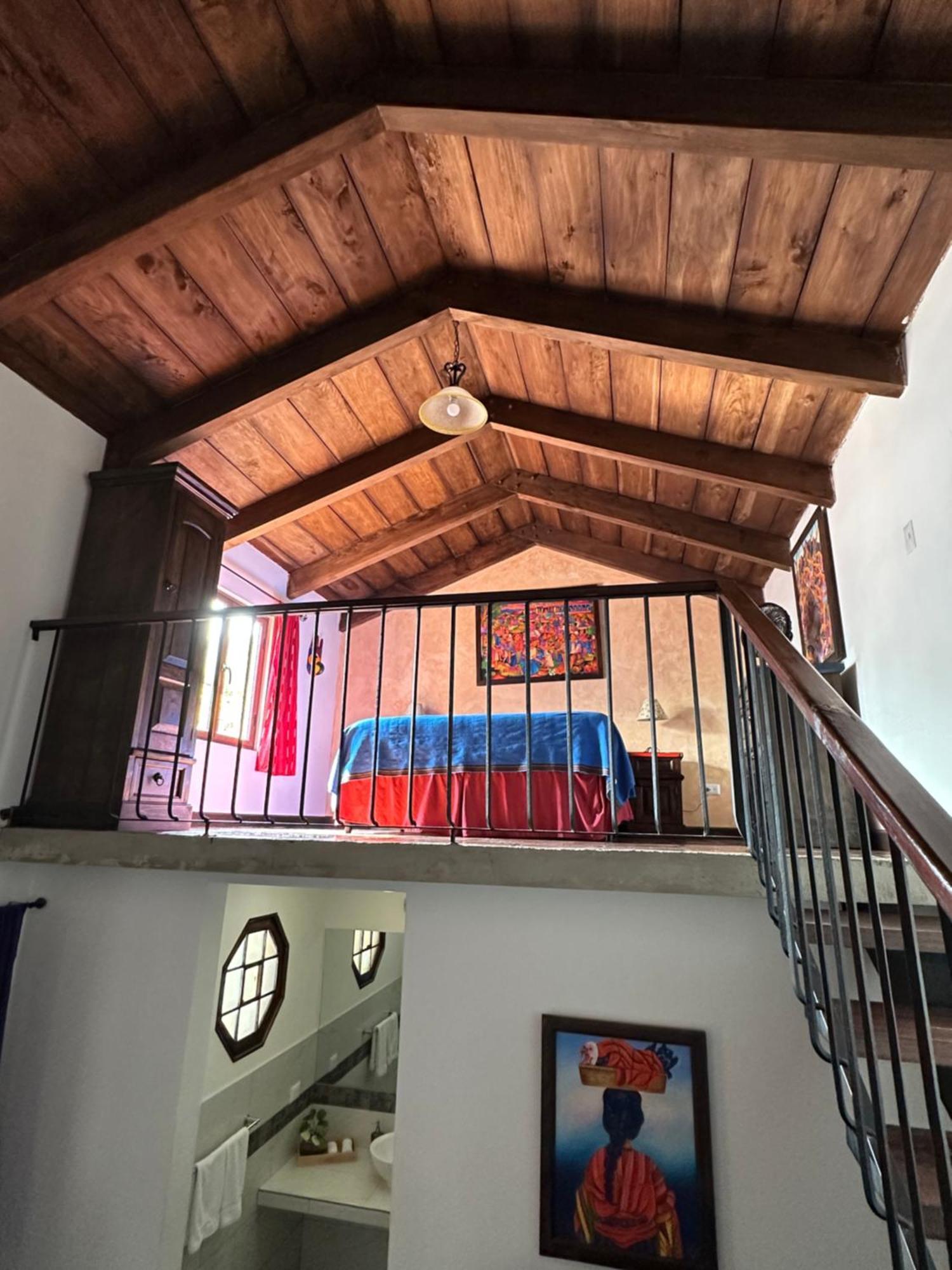 Bed and Breakfast Casa Elena Антигуа-Гватемала Экстерьер фото